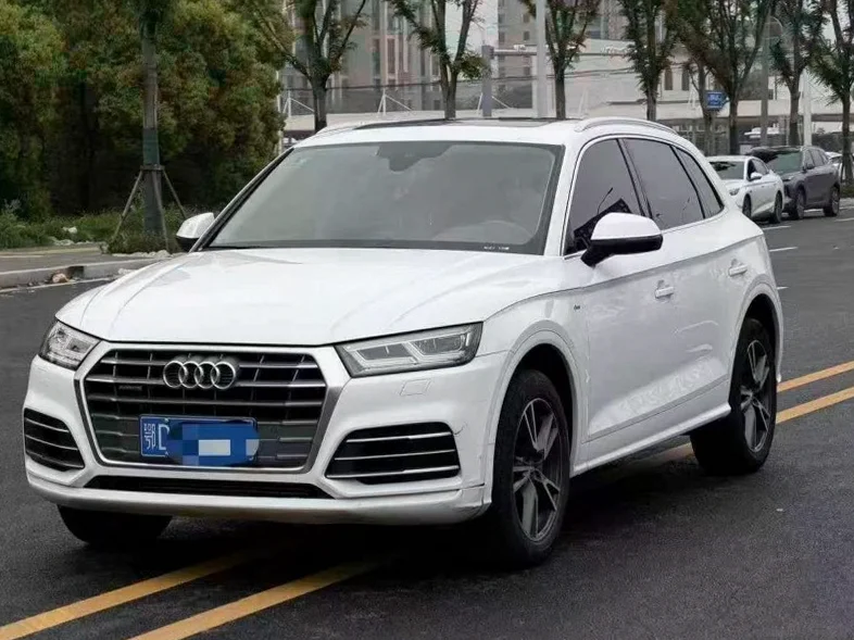 奥迪Q5 正面外观二