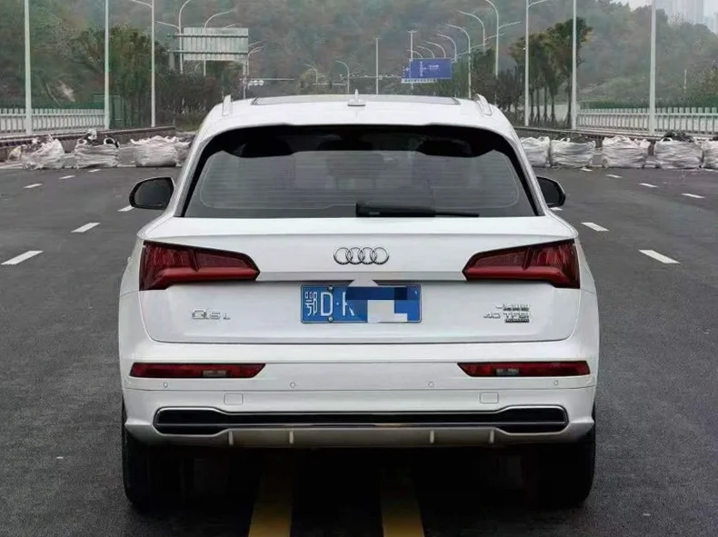 奥迪Q5 内饰后排