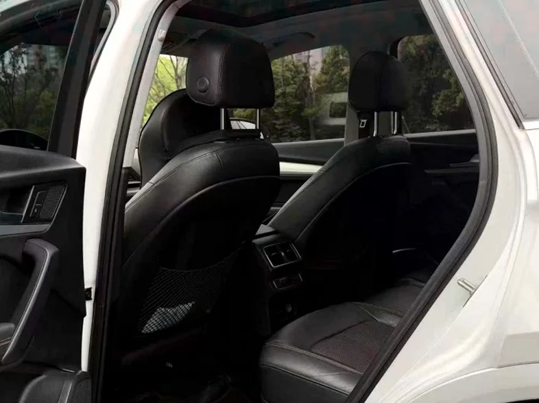 奥迪Q5 后面外观三