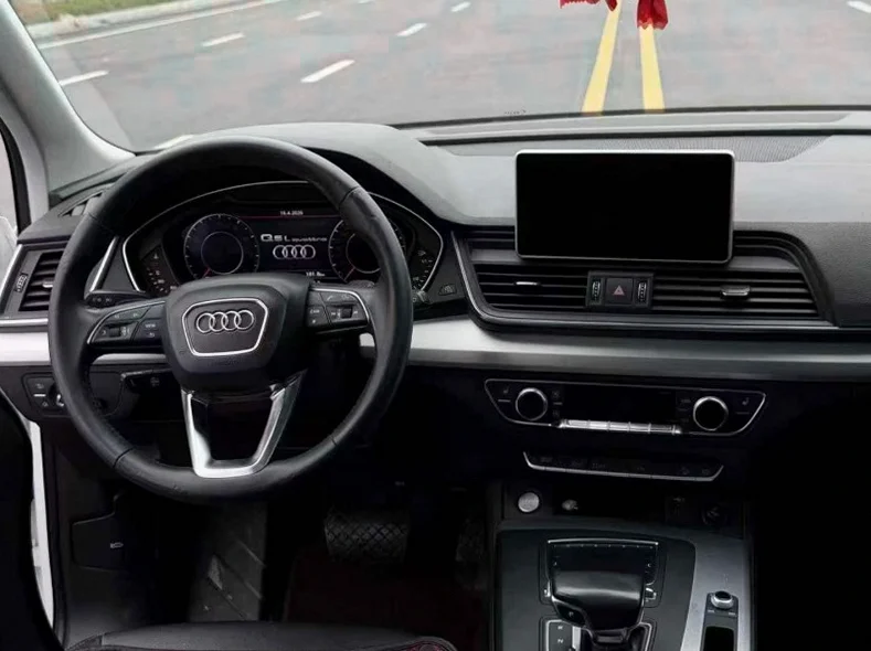 奥迪Q5 后面外观二