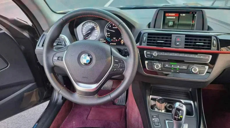 宝马2系 后面外观三