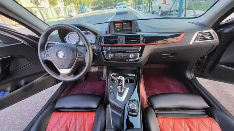 宝马2系 后面外观二