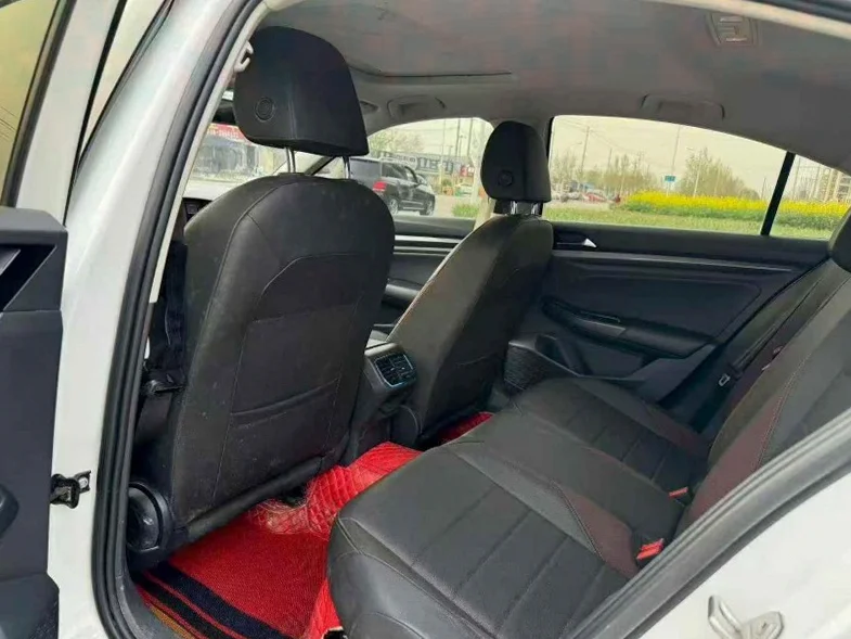 大众宝来 后面外观三