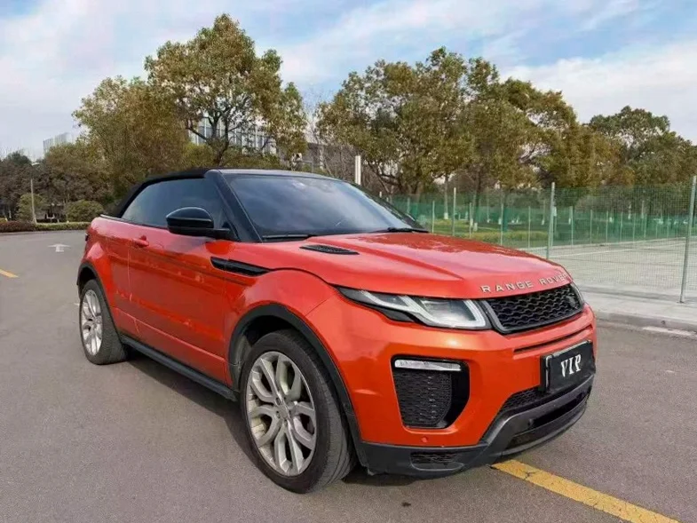 路虎极光 正面外观三