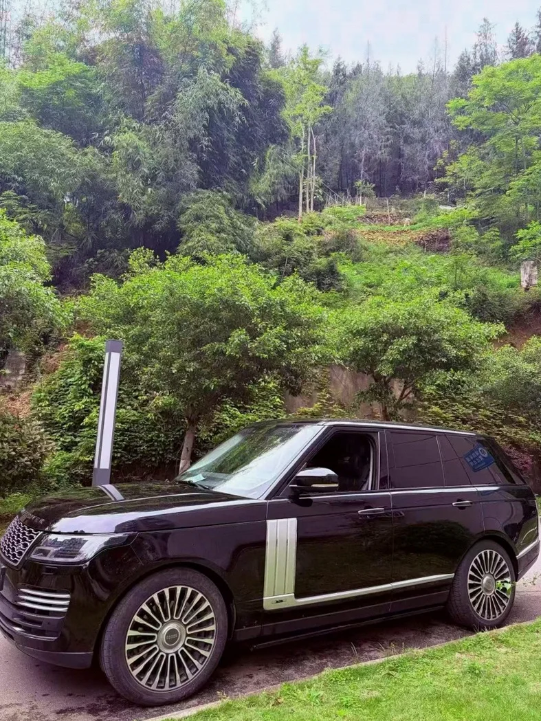 路虎揽胜行政 正面外观二