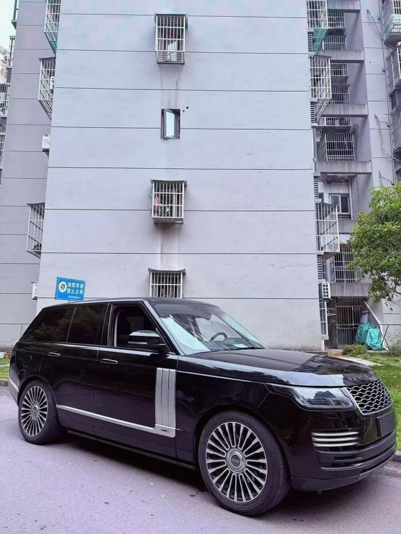 路虎揽胜行政 正面外观三