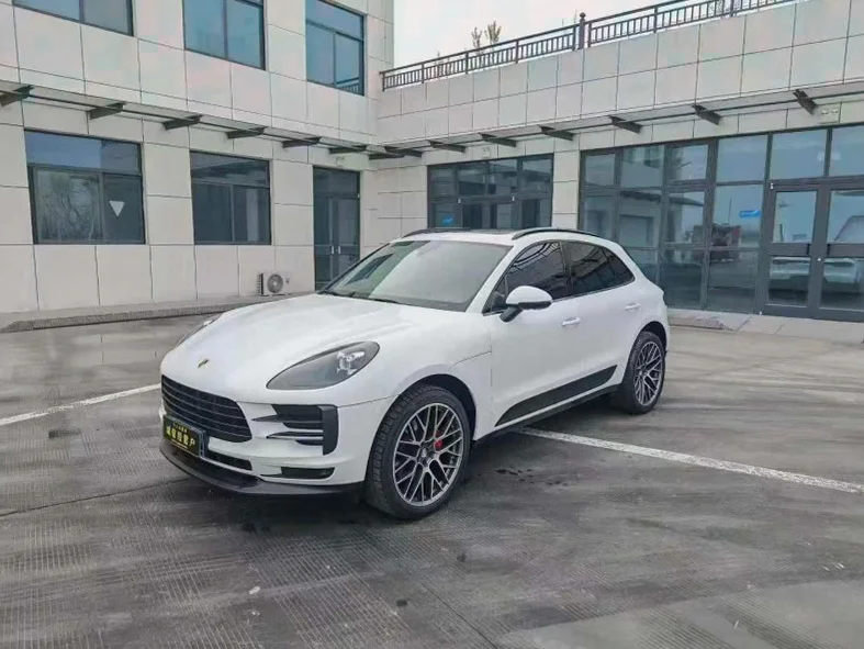 保时捷Macan 正面外观二