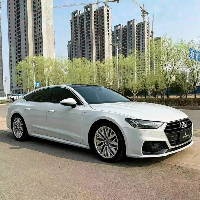 奥迪A7L 正面外观二