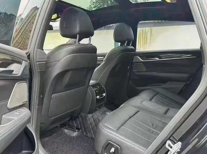 宝马6系 内饰前排