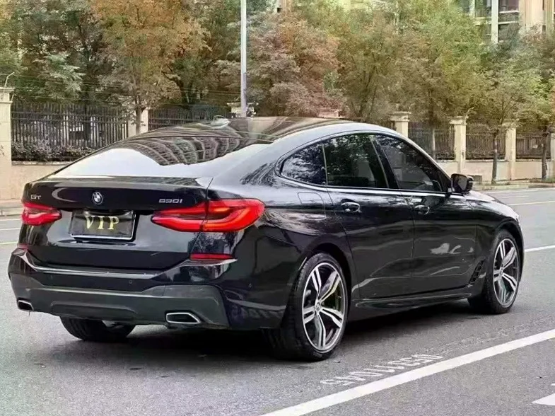 宝马6系 驾驶室