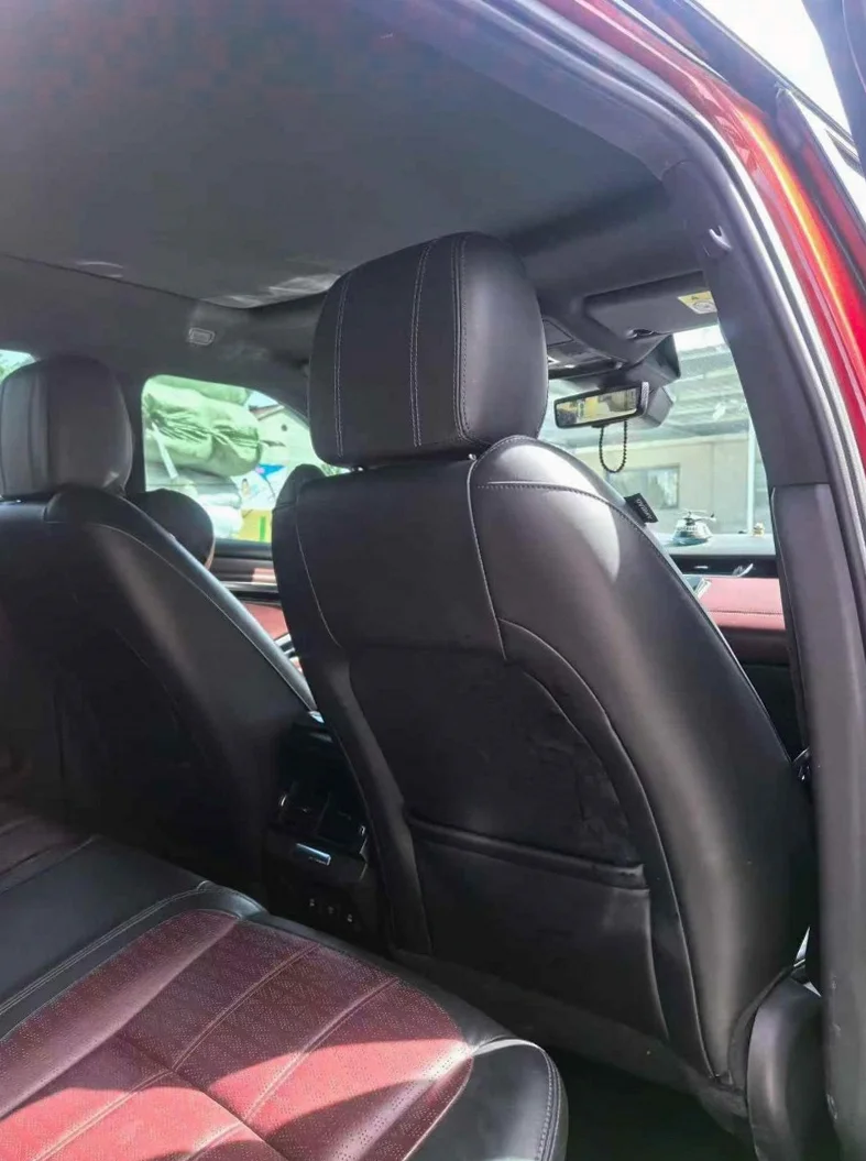 长安汽车CS75 后面外观二