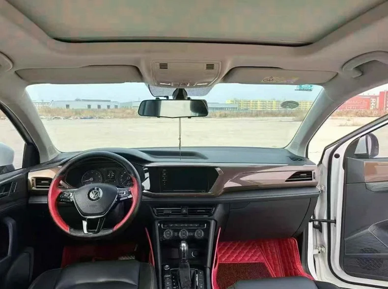 大众探岳 后面外观二