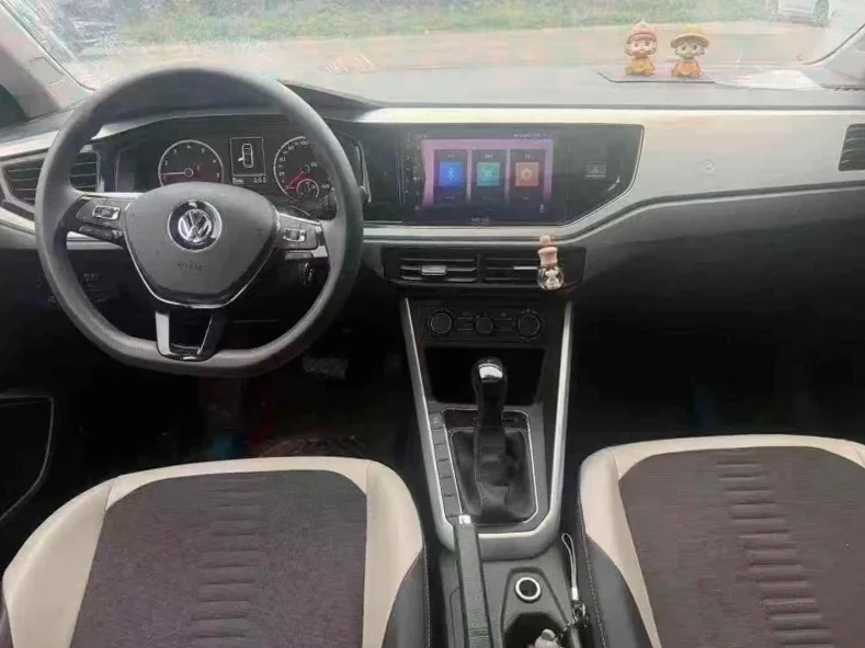 大众polo 正面外观二