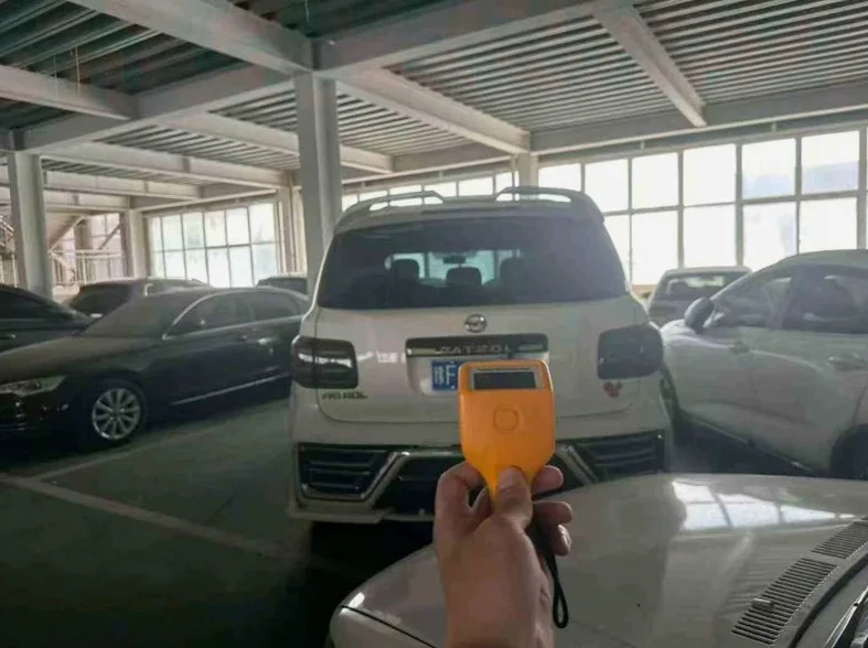 日产途乐 后面外观一