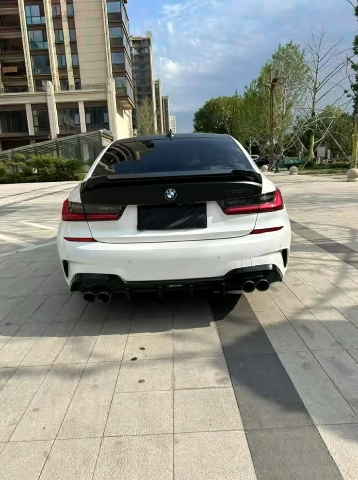 宝马3系 内饰后排