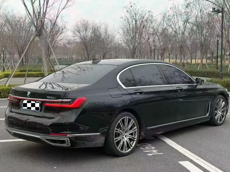 宝马7系 驾驶室