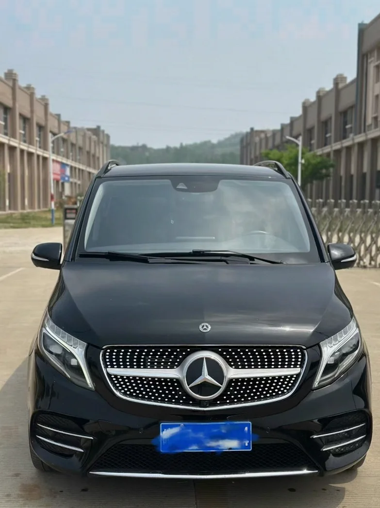 21年奔驰V260L加长版