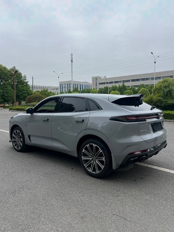 长安汽车UNI 驾驶室