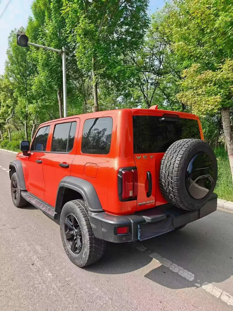 长城汽车坦克 内饰前排