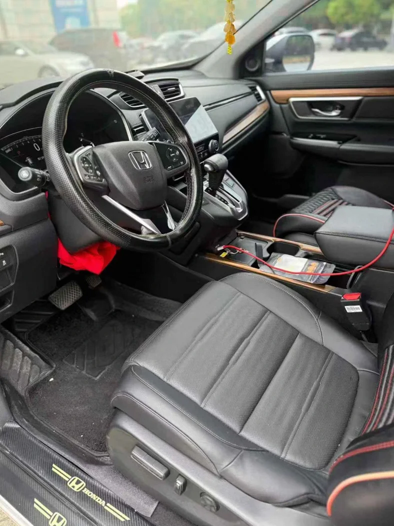 本田CRV 后面外观三