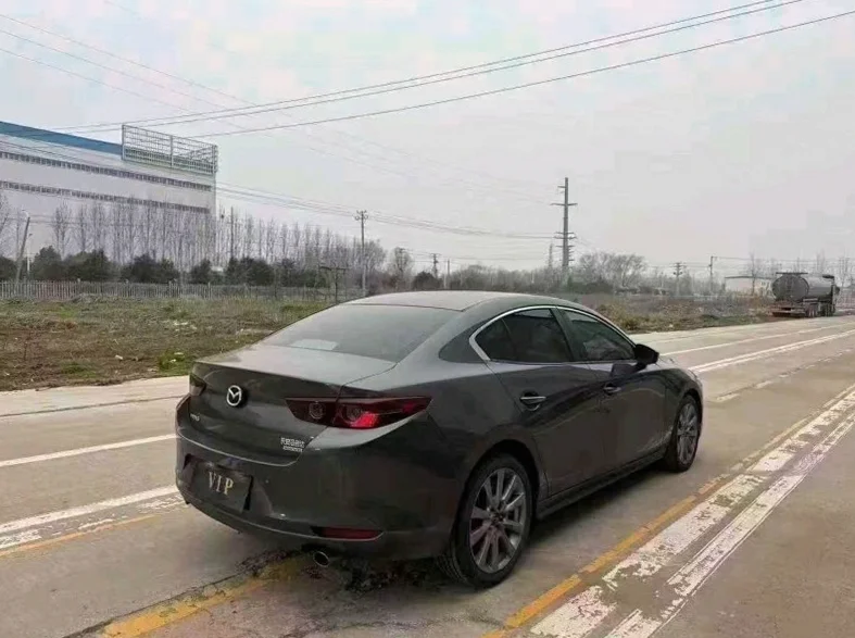 马自达昂克赛拉 后面外观二