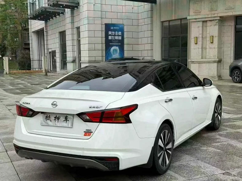 日产天籁 驾驶室