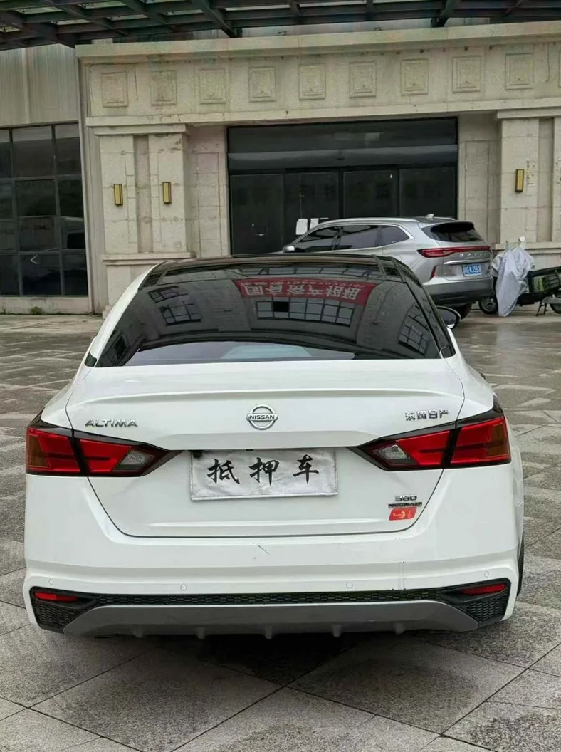 日产天籁 内饰后排