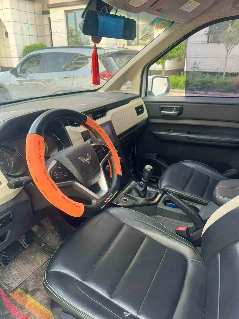 五菱汽车宏光 后面外观三