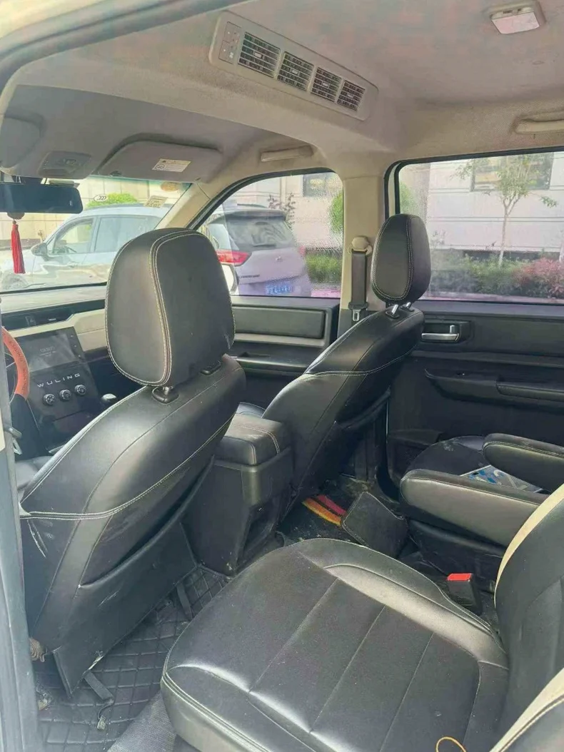 五菱汽车宏光 后面外观二