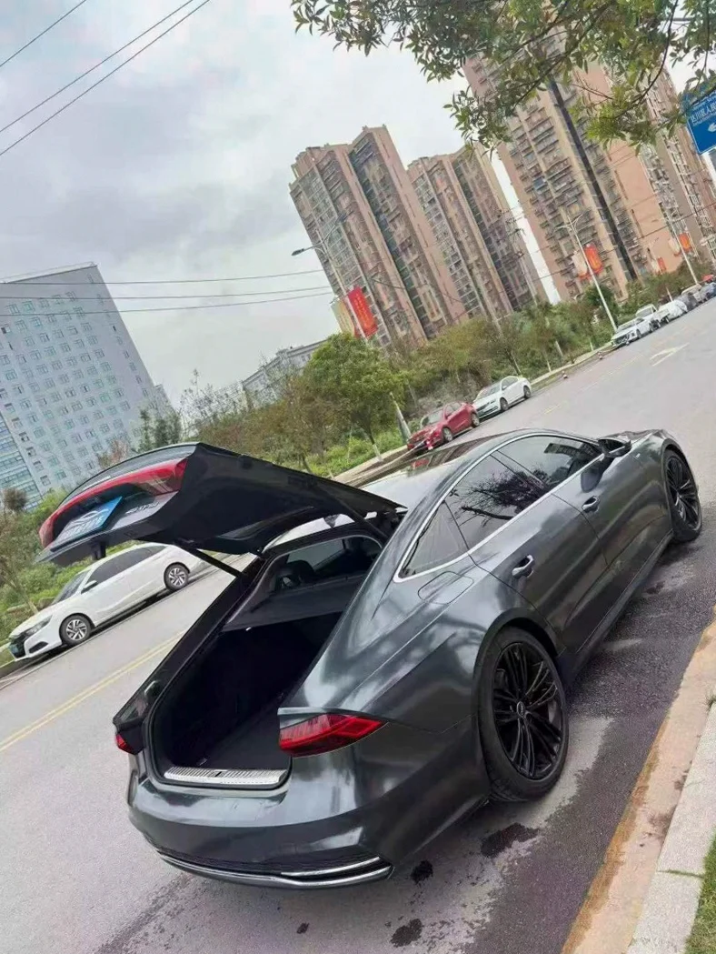 奥迪A7L 后面外观三