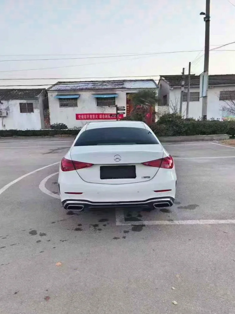 奔驰C 内饰后排