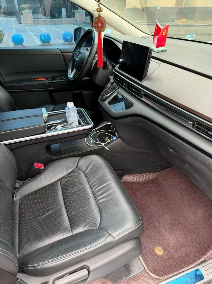 本田奥德赛 后面外观三