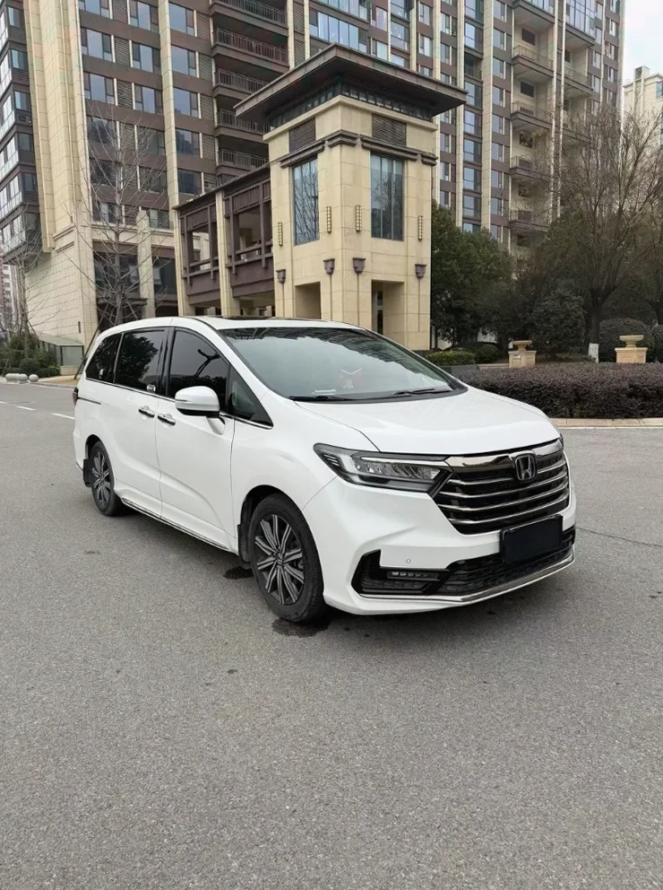 本田奥德赛 正面外观二