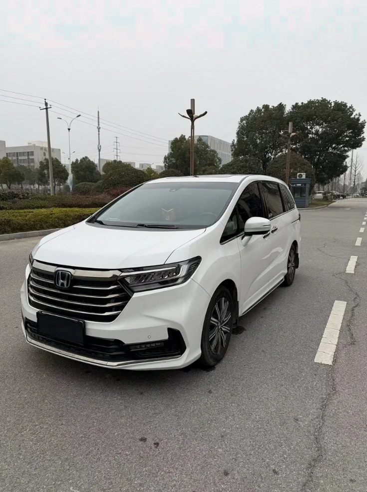 本田奥德赛 正面外观三