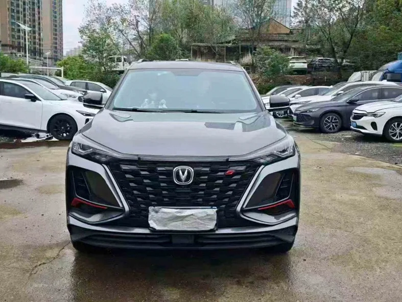 22年长安CS75 plus 1.5T高配