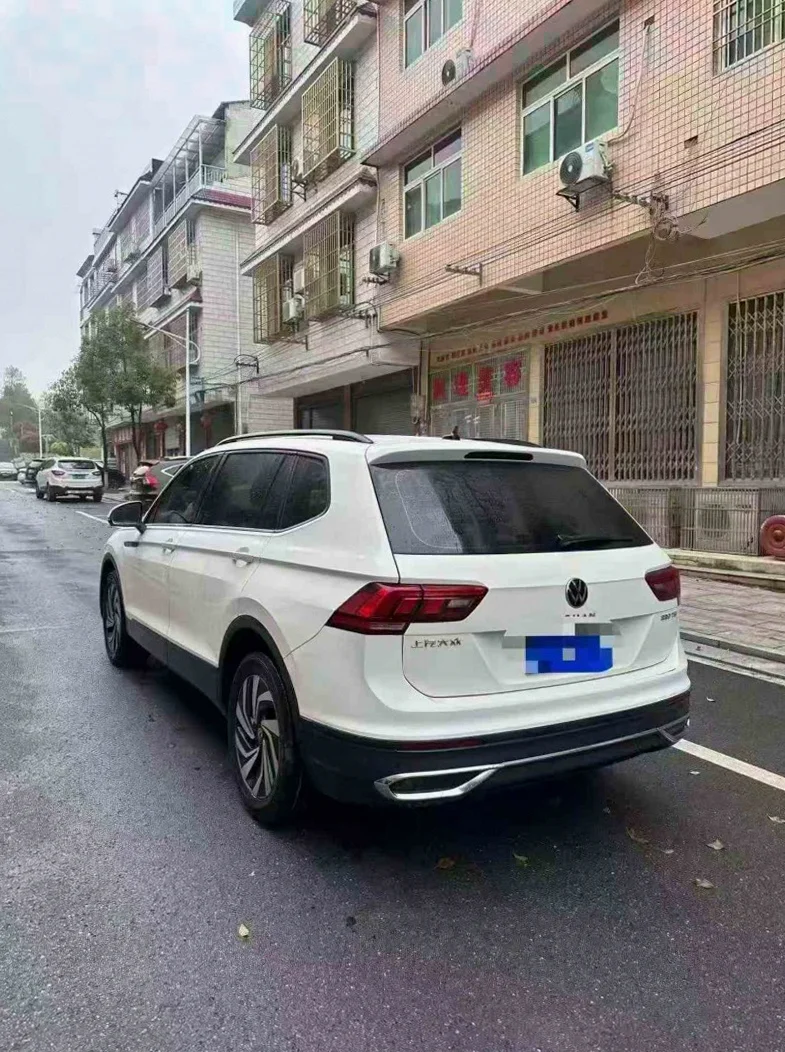 大众途观 驾驶室