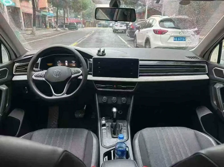 大众途观 后面外观二