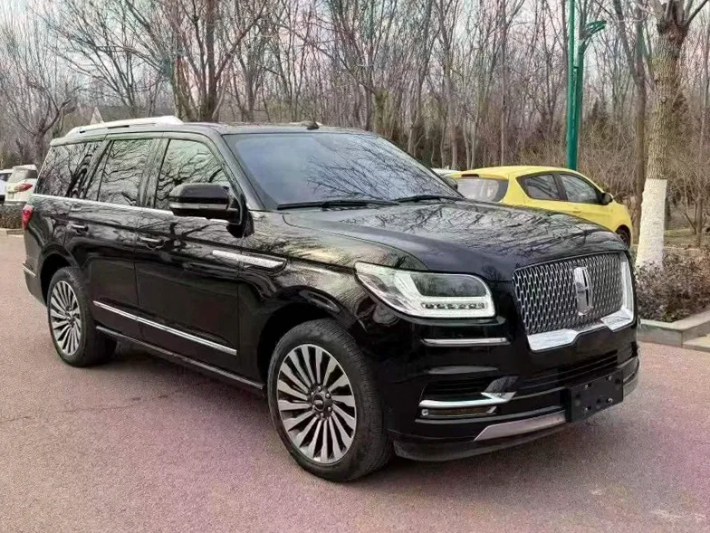 林肯领航员 正面外观三