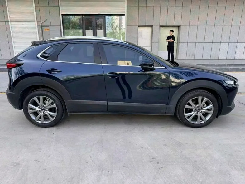 马自达CX-3 后面外观一