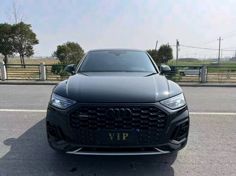 23年奥迪Q5L Sportback 四驱豪华版