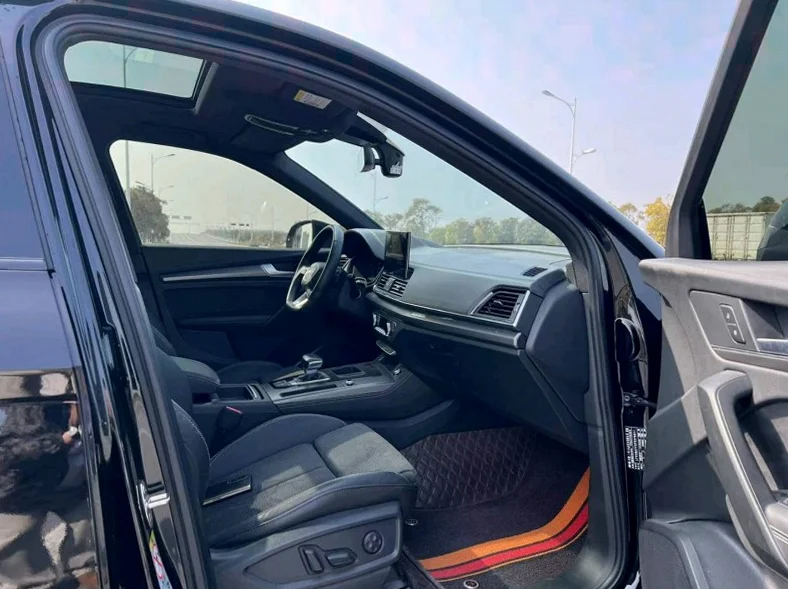 奥迪Q5 后面外观三