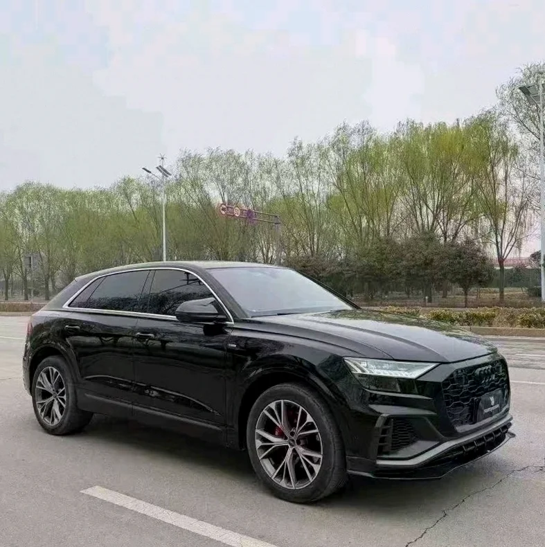 奥迪Q8 正面外观二