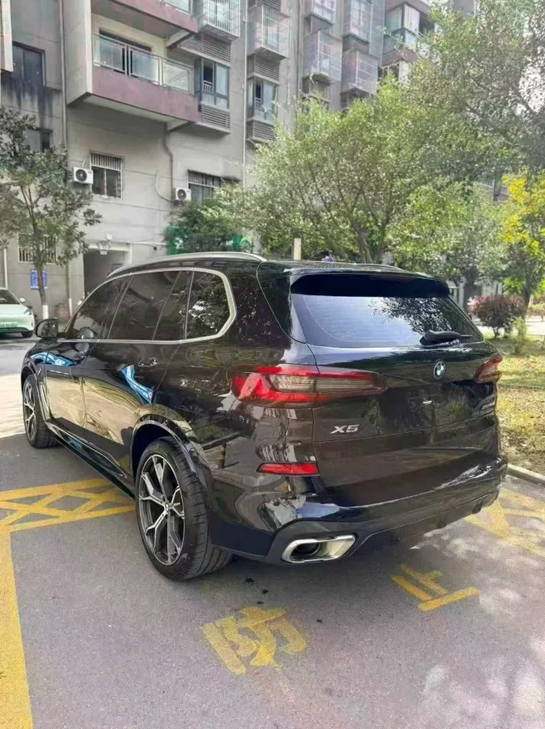 宝马X5 内饰前排