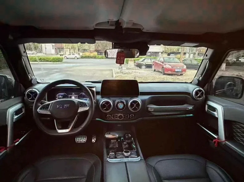 北京BJ40 后面外观一