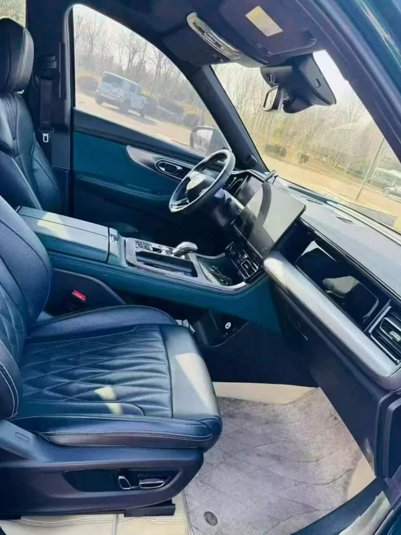 传祺GS8 后面外观三