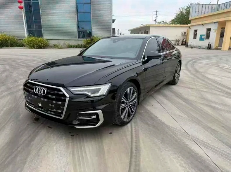 奥迪A6L 正面外观三