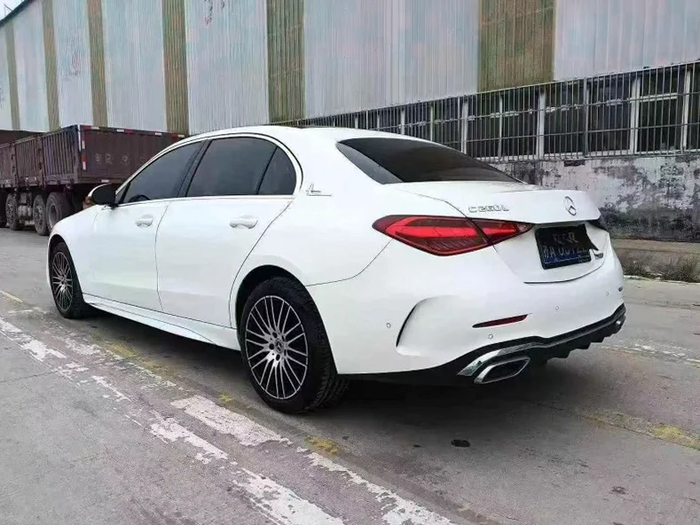 奔驰C 内饰前排