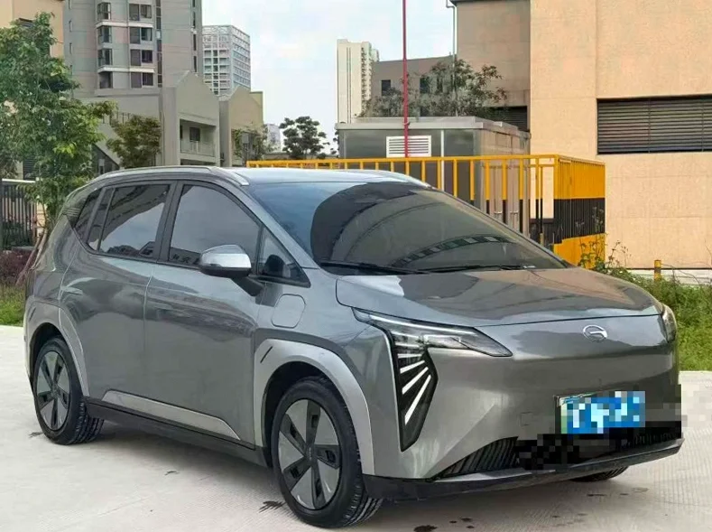 传祺埃安Y 正面外观二