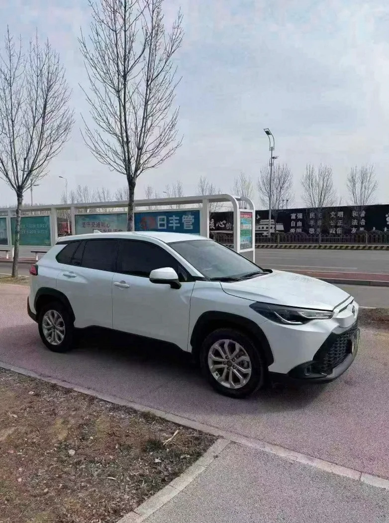 丰田锋兰达 正面外观三