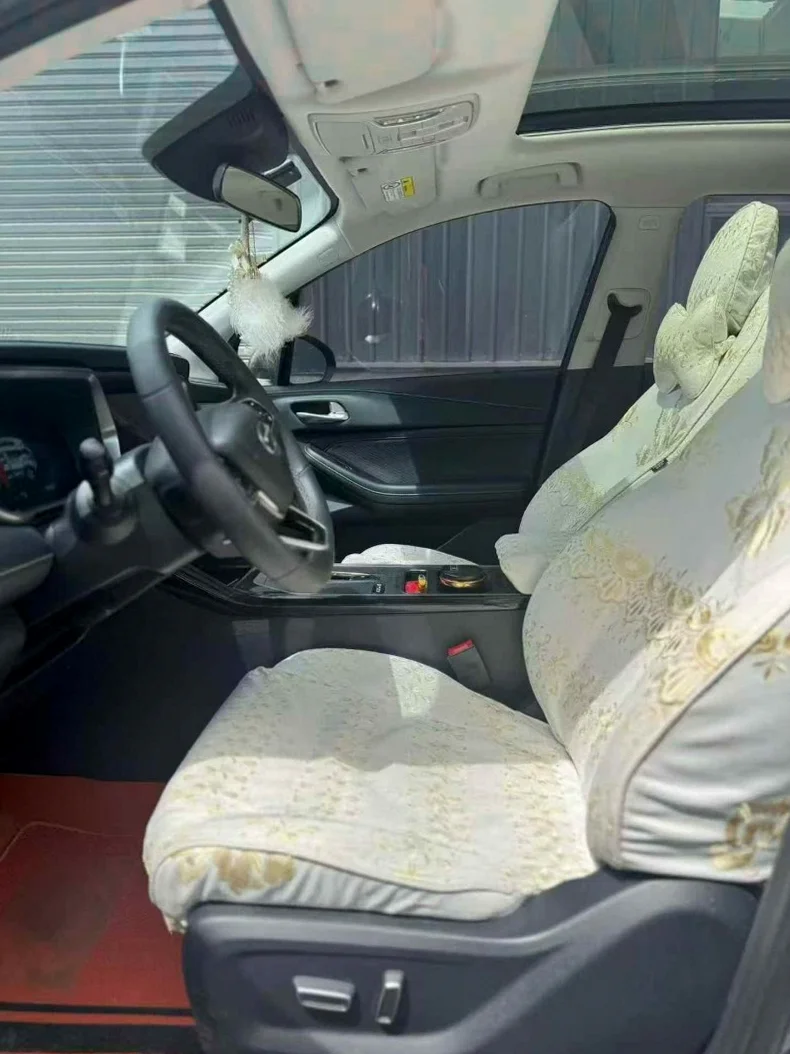 传祺GS4 后面外观一